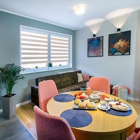 W&K Apartments - Blue Suite - Faktura Vat, Parking Кошалін Екстер'єр фото