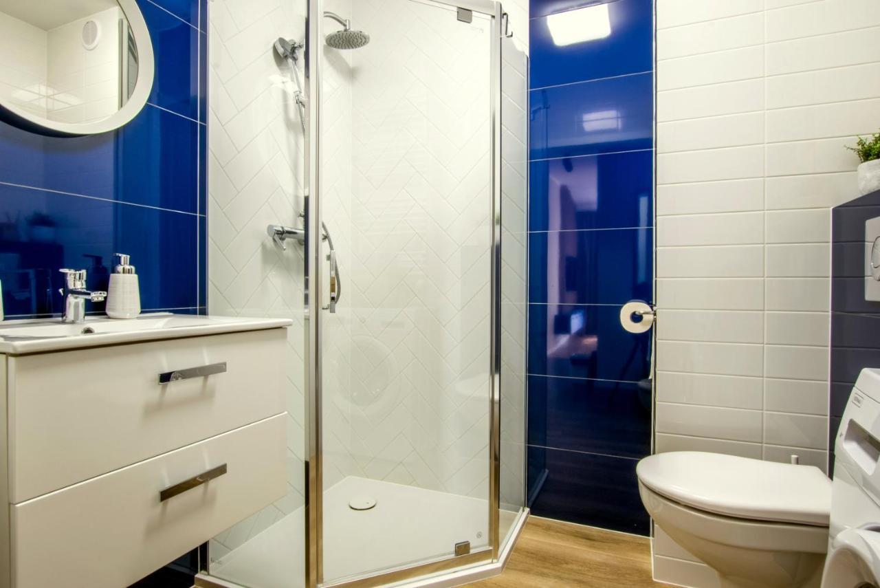 W&K Apartments - Blue Suite - Faktura Vat, Parking Кошалін Екстер'єр фото