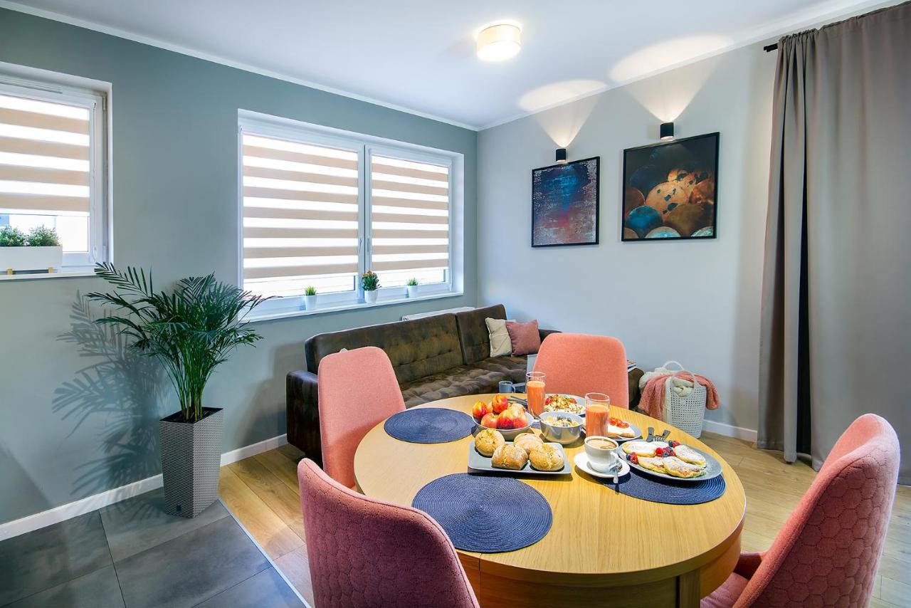 W&K Apartments - Blue Suite - Faktura Vat, Parking Кошалін Екстер'єр фото