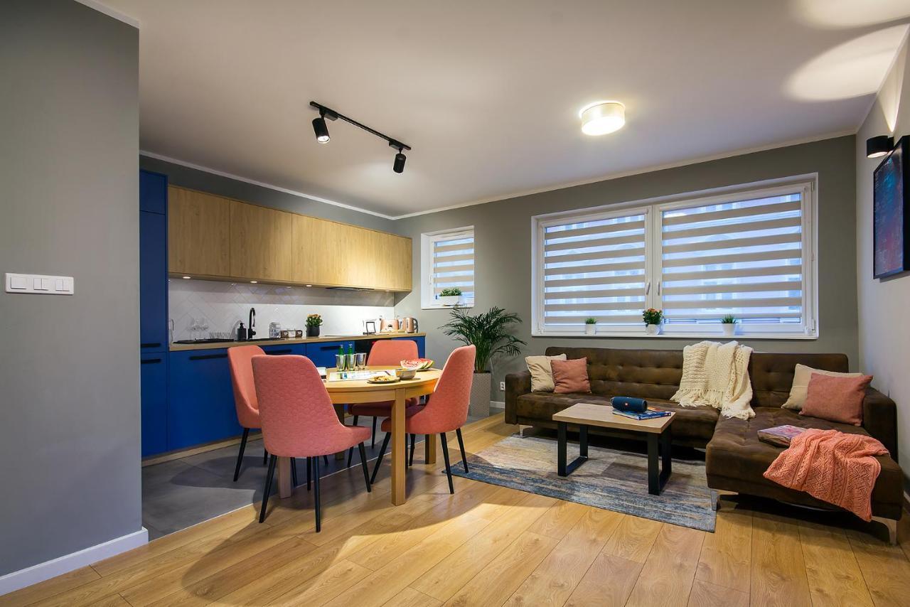 W&K Apartments - Blue Suite - Faktura Vat, Parking Кошалін Екстер'єр фото