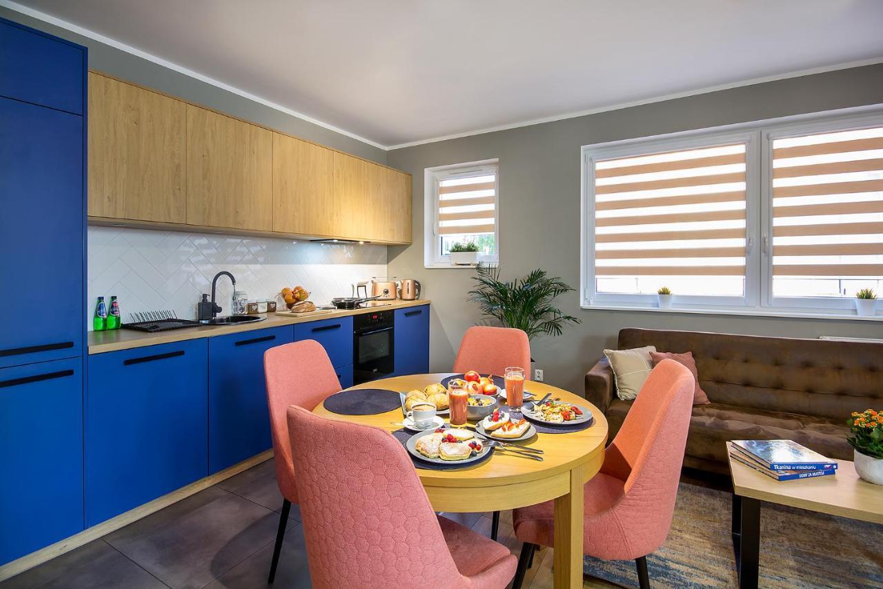 W&K Apartments - Blue Suite - Faktura Vat, Parking Кошалін Екстер'єр фото