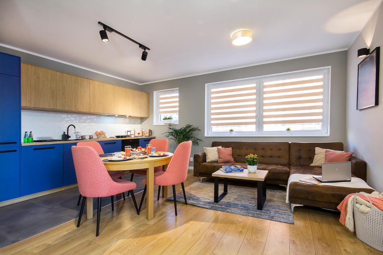W&K Apartments - Blue Suite - Faktura Vat, Parking Кошалін Екстер'єр фото