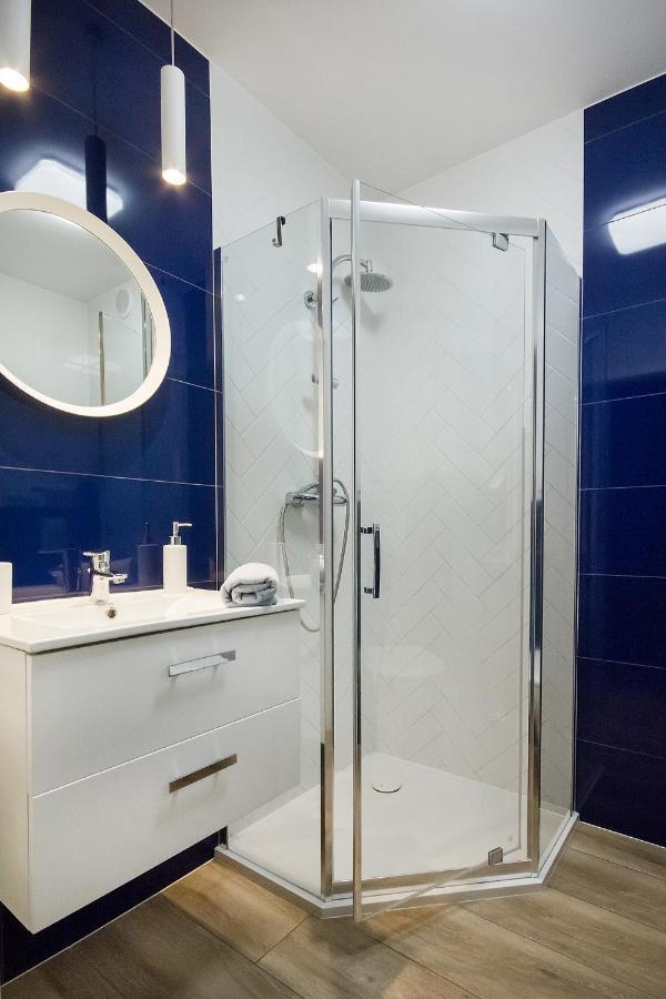 W&K Apartments - Blue Suite - Faktura Vat, Parking Кошалін Екстер'єр фото