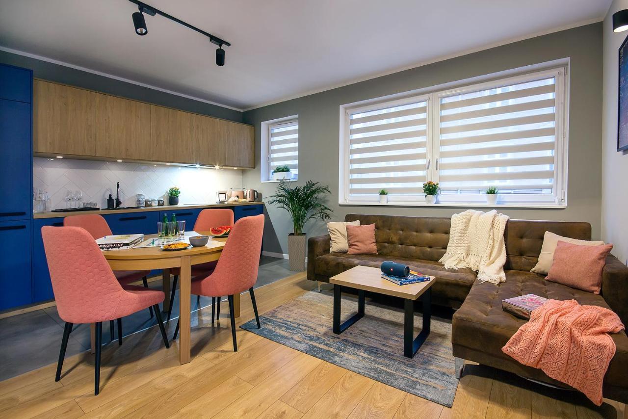 W&K Apartments - Blue Suite - Faktura Vat, Parking Кошалін Екстер'єр фото